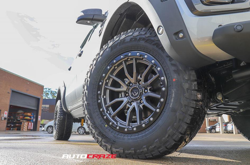 FORD RANGER REBEL ANTHRACITE CENTER W BLACK LIP